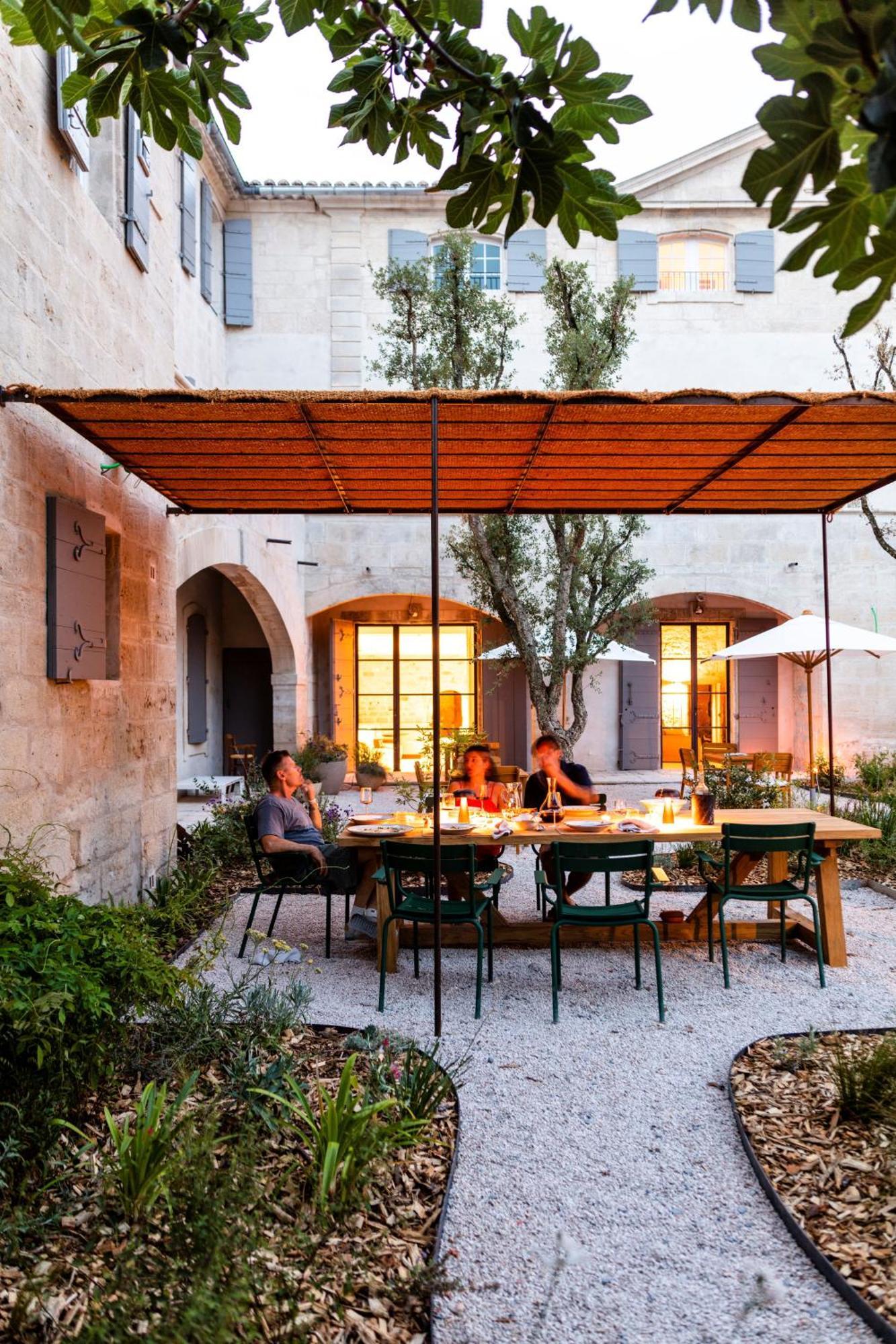 Maison Salix Vallabregues Bagian luar foto